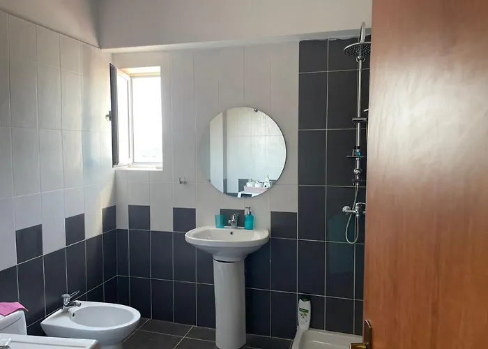 Seriani Dock Sarandë